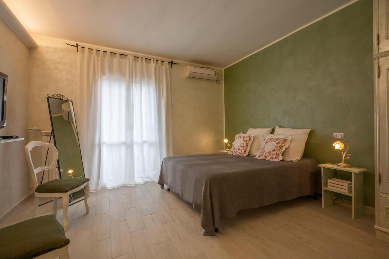 Ela Bed and breakfast *
